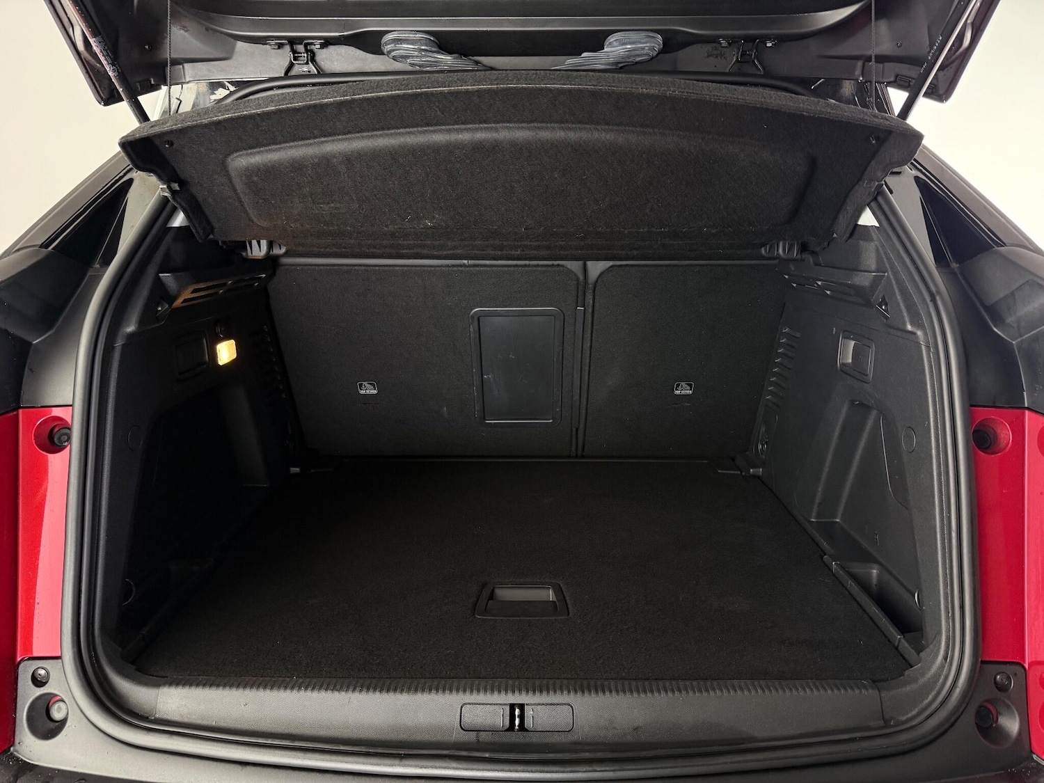 Used Peugeot 3008 2018 for sale - 76468774: Photo 12