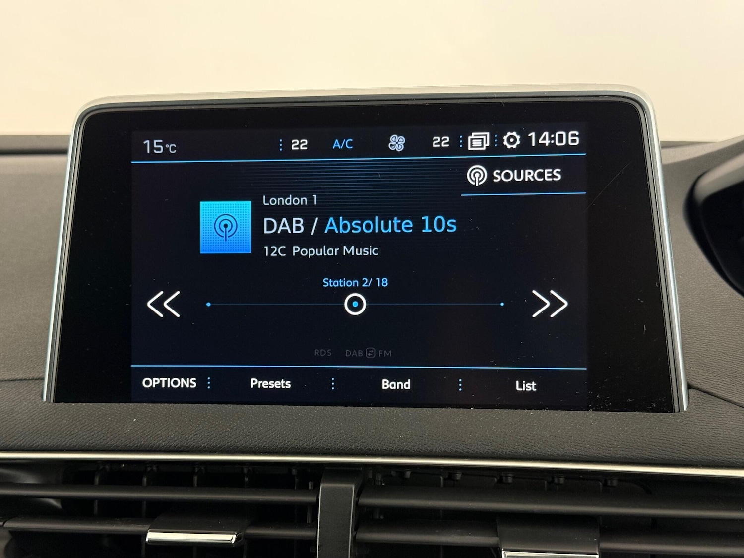 Used Peugeot 3008 2018 for sale - 76468774: Photo 31