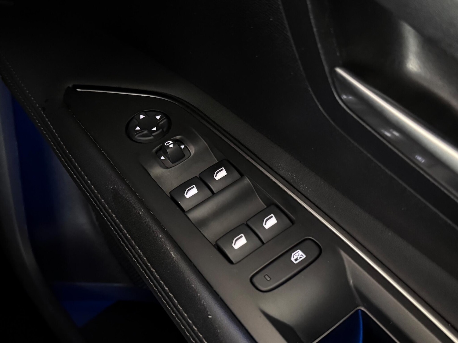 Used Peugeot 3008 2018 for sale - 76468774: Photo 36