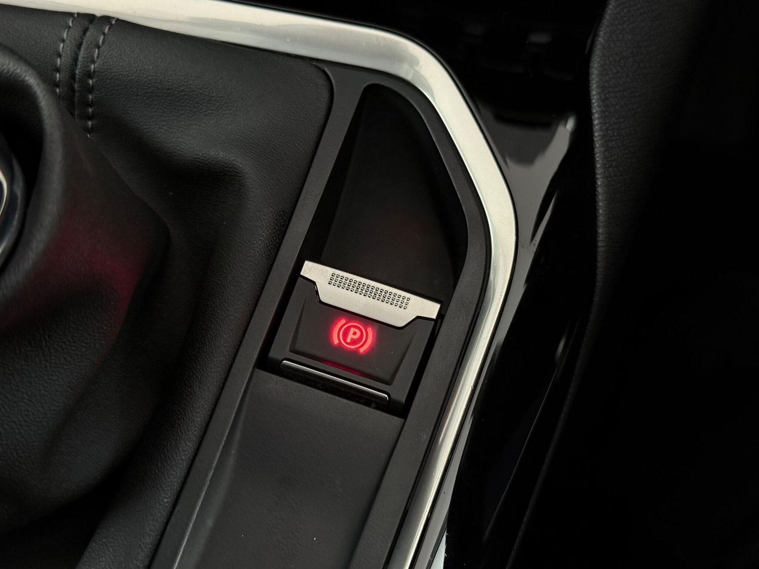 Used Peugeot 3008 2018 for sale - 76468774: Photo 37