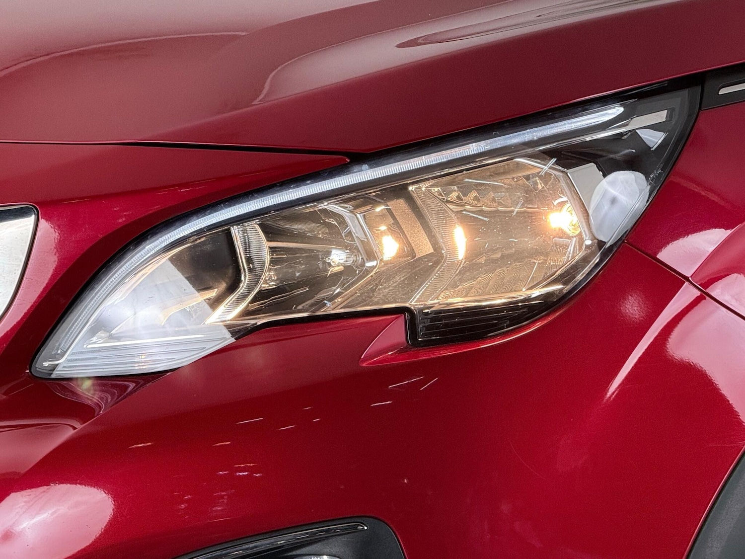 Used Peugeot 3008 2018 for sale - 76468774: Photo 9