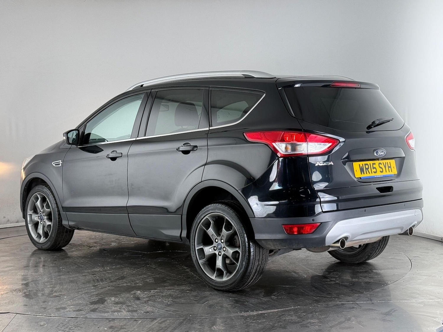 Used Ford Kuga 2015 for sale - 76539217: Photo 5