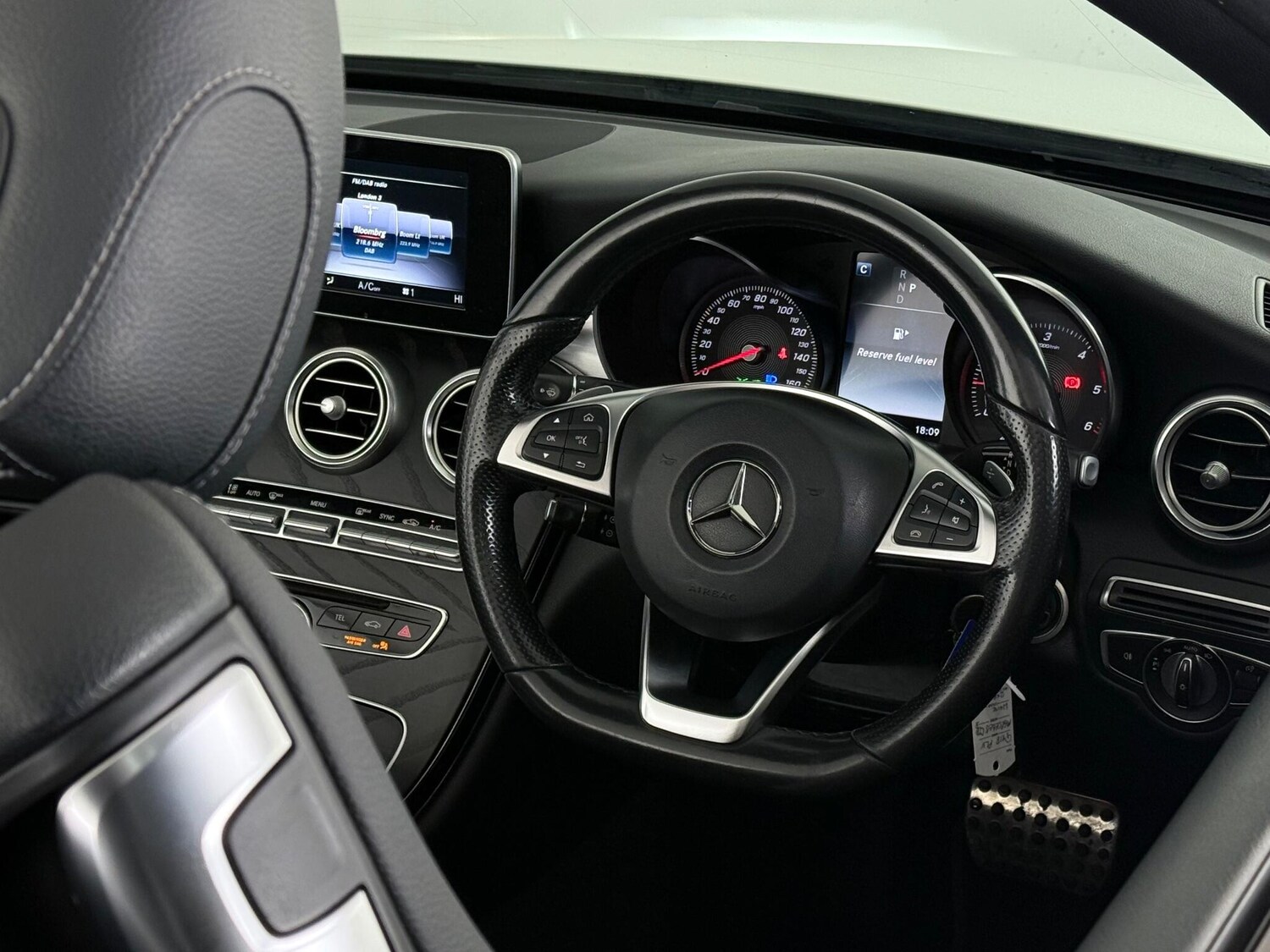 Used Mercedes-Benz C Class 2018 for sale - 77803031: Photo 15