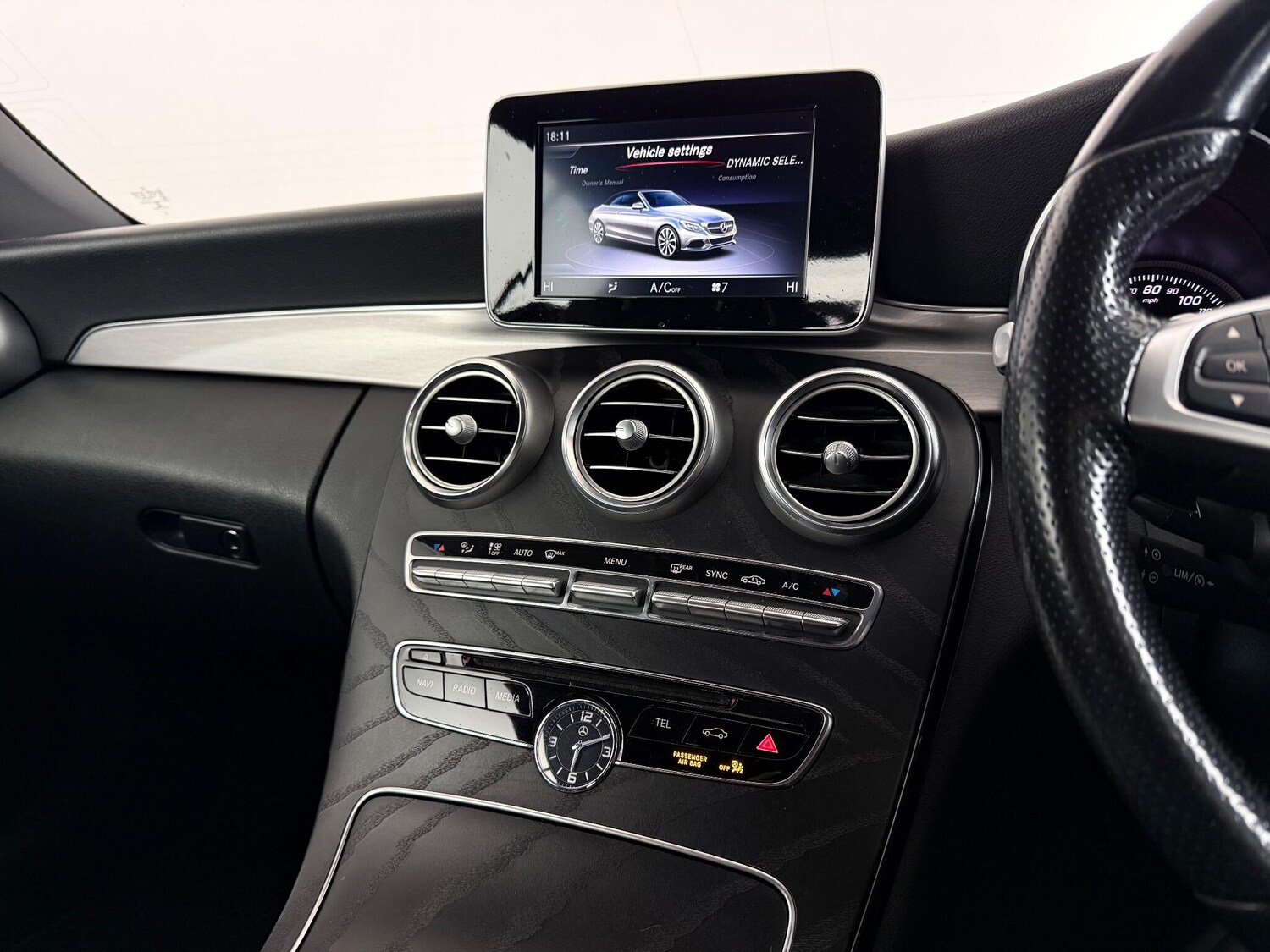 Used Mercedes-Benz C Class 2018 for sale - 77803031: Photo 27