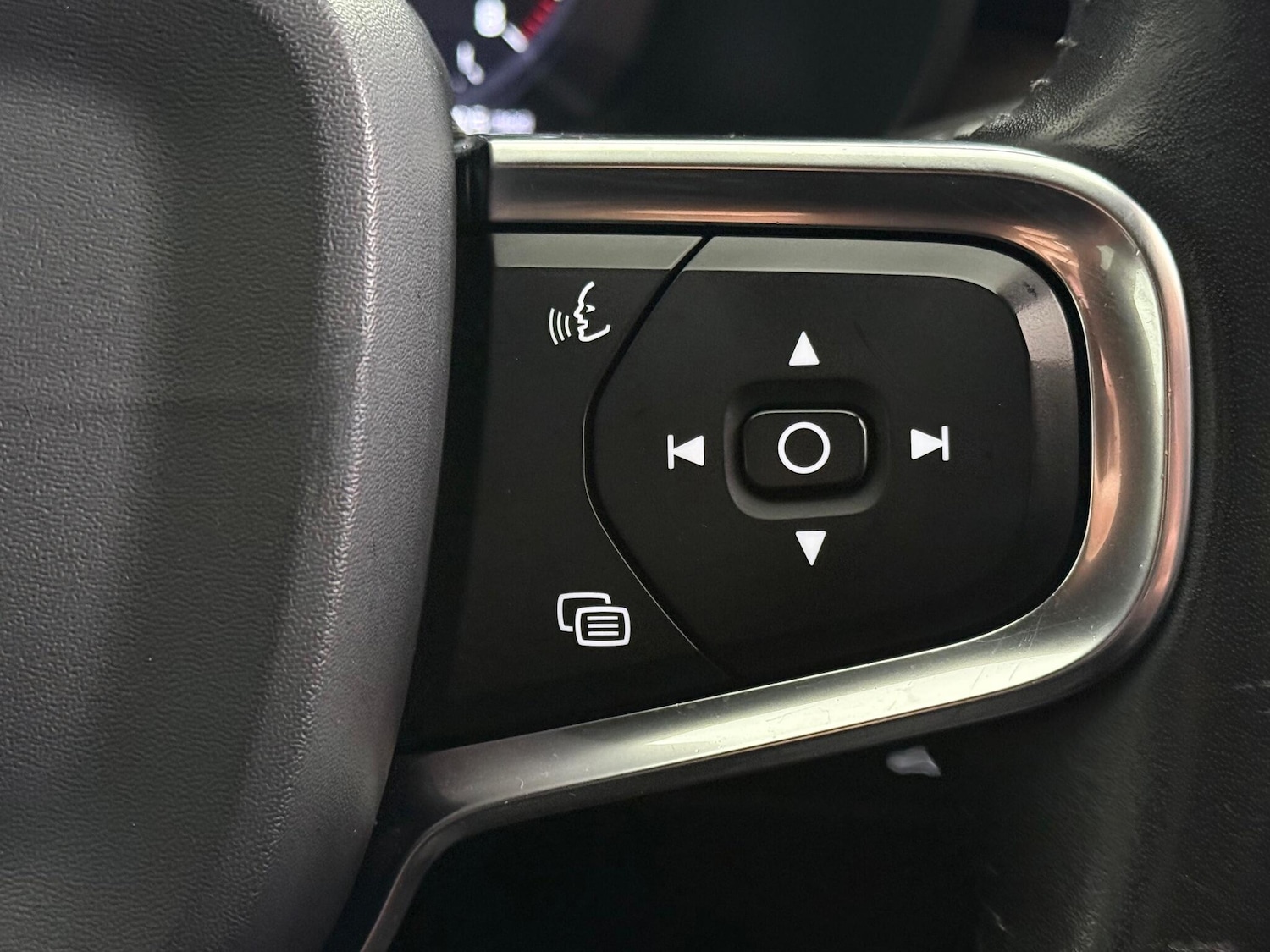 Used Volvo XC40 2020 for sale - 77222514: Photo 19