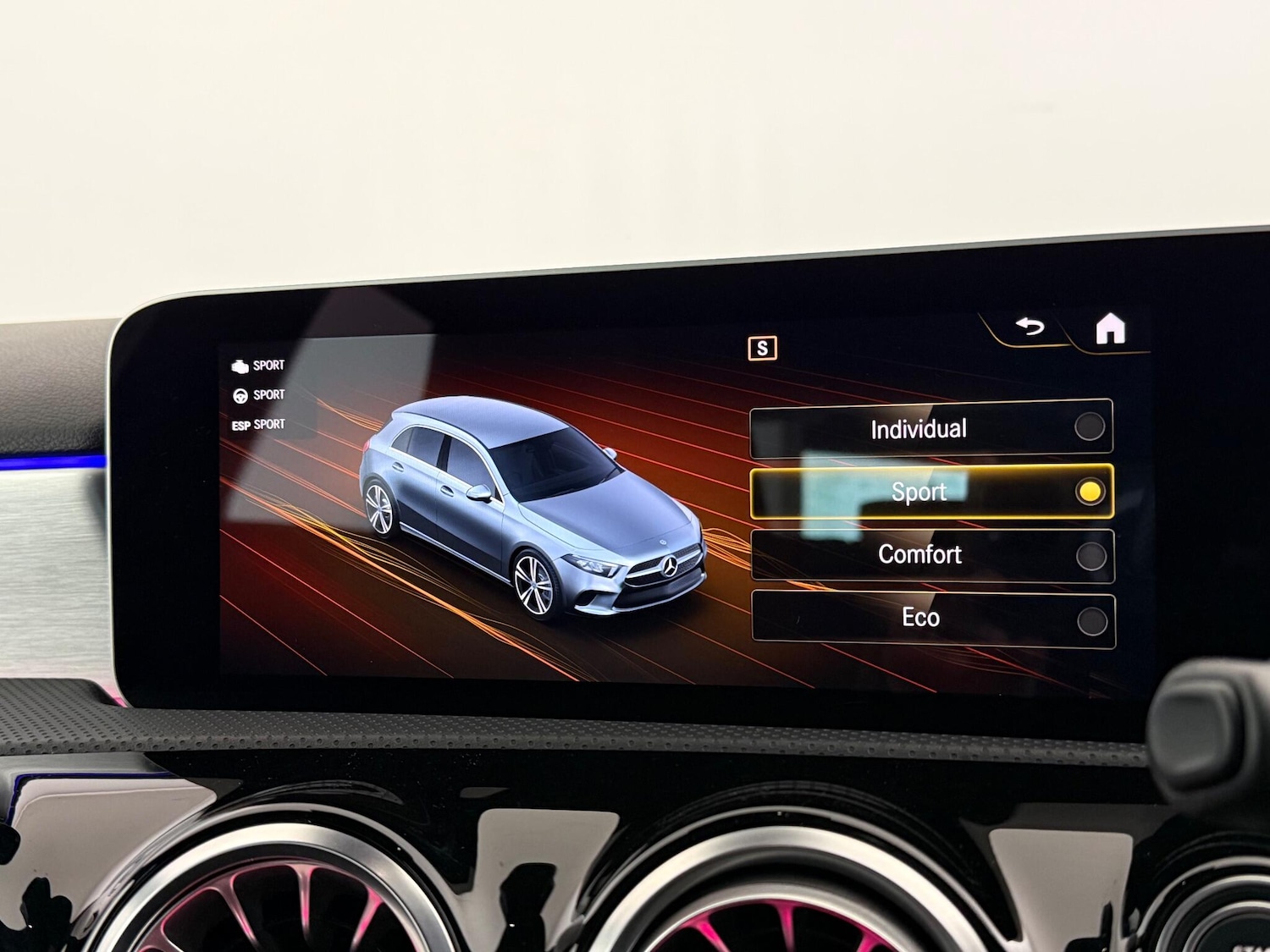 Used Mercedes-Benz A-Class 2019 for sale - 77181117: Photo 30