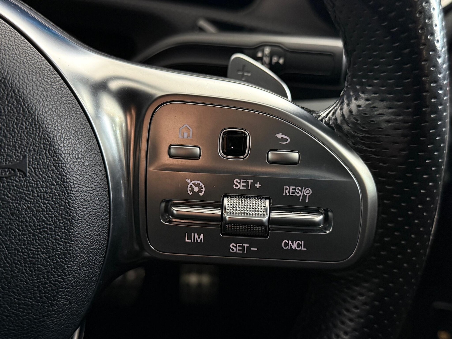 Used Mercedes-Benz CLA 2019 for sale - 76468364: Photo 25