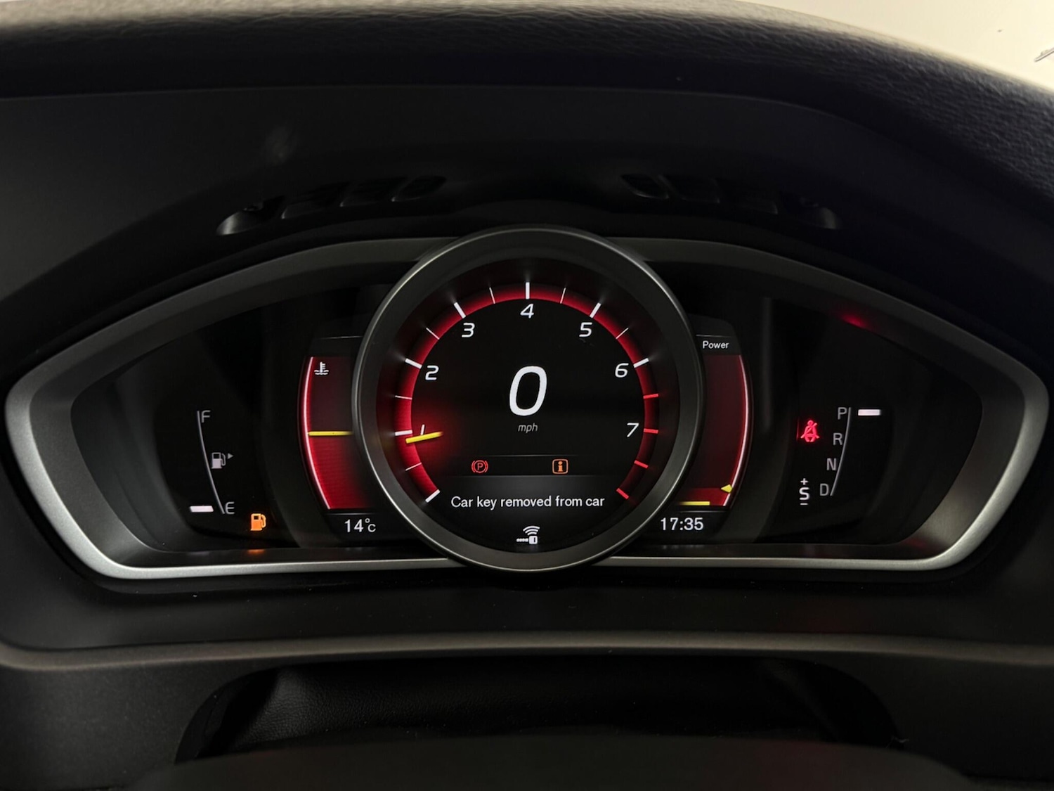 Used Volvo V40 2018 for sale - 77809253: Photo 11