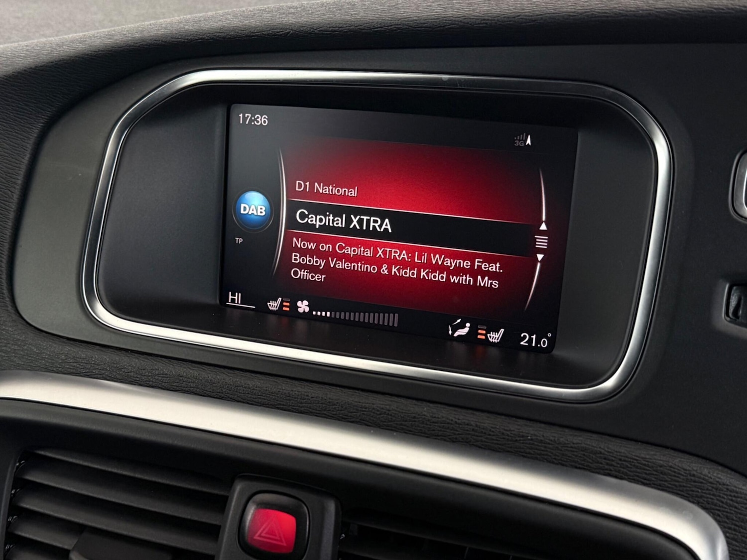 Used Volvo V40 2018 for sale - 77809253: Photo 22