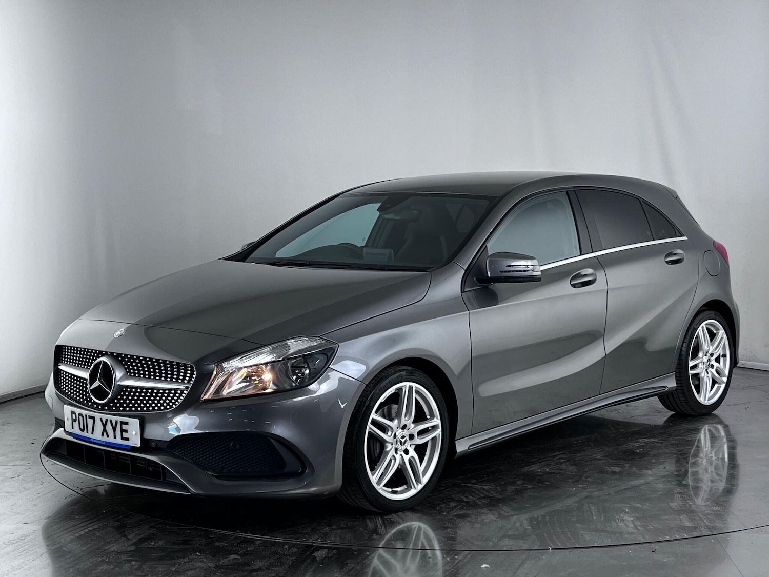 Used Mercedes-Benz A-Class 2017 for sale - 77029233: Photo 3