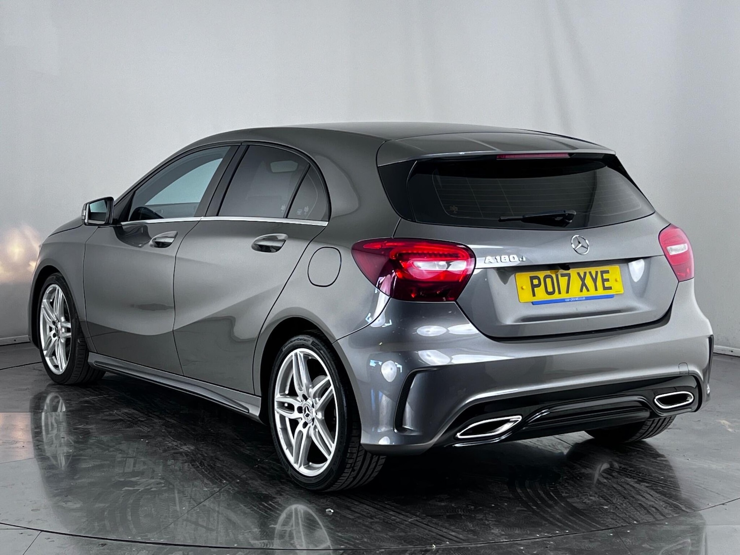 Used Mercedes-Benz A-Class 2017 for sale - 77029233: Photo 4