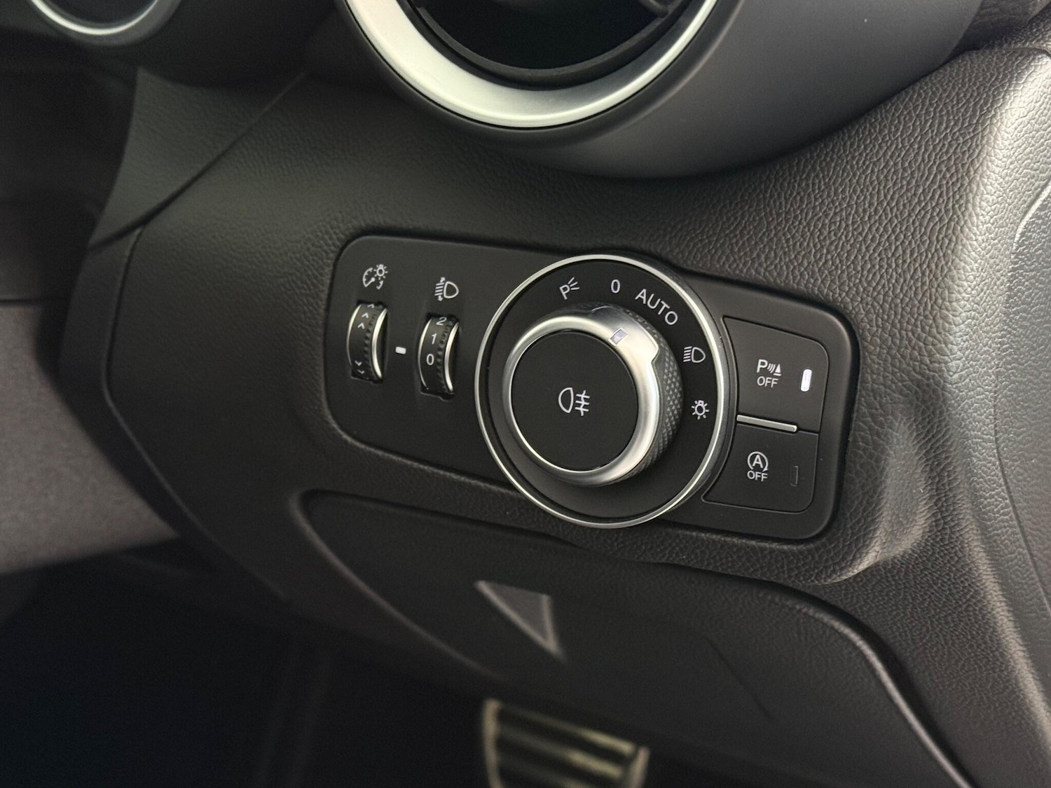 Used Alfa Romeo Giulia 2019 for sale - 77260262: Photo 23