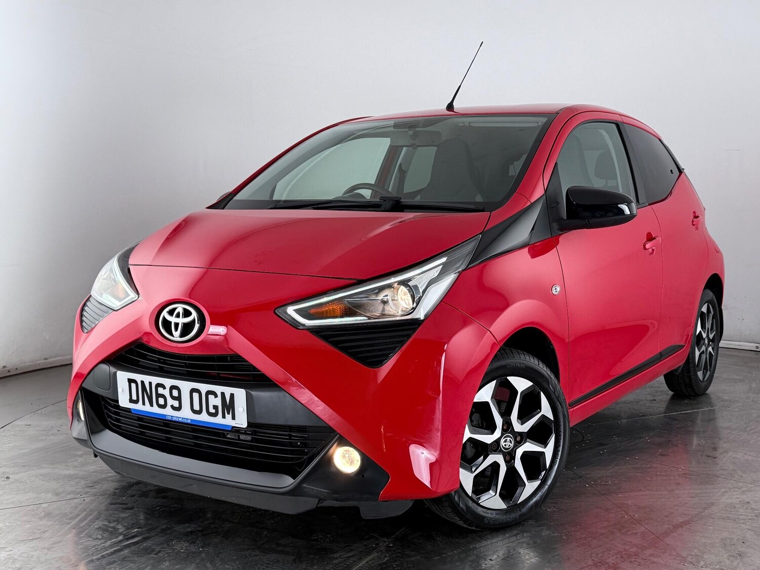 Used Toyota AYGO 2019 for sale - 77441519: Photo 28