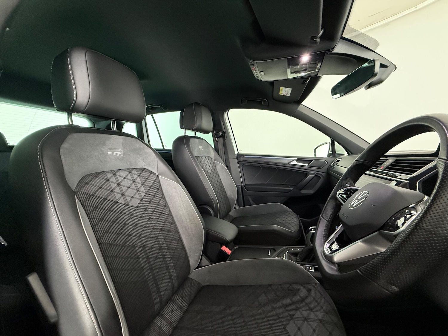 Used Volkswagen Tiguan 2022 for sale - 77730843: Photo 11