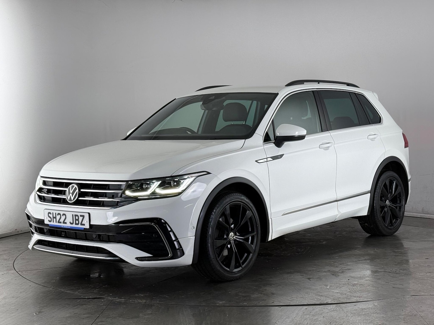 Used Volkswagen Tiguan 2022 for sale - 77730843: Photo 3