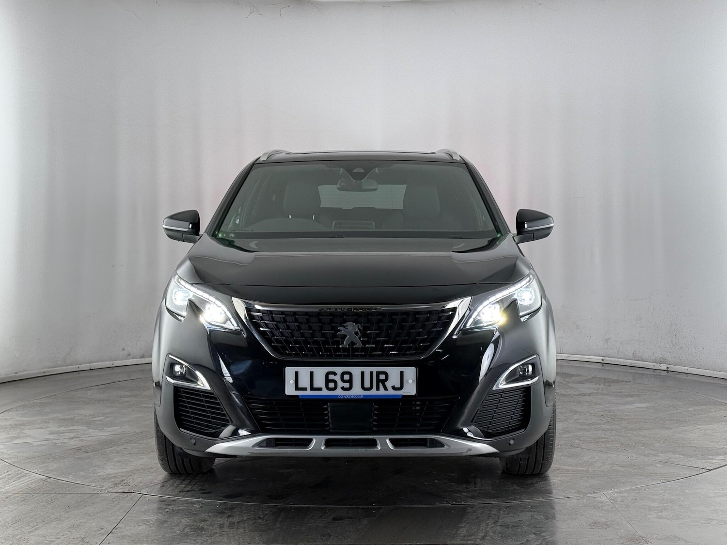 Used Peugeot 5008 2019 for sale - 77181091: Photo 2