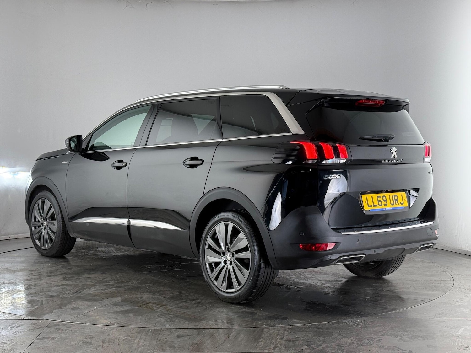 Used Peugeot 5008 2019 for sale - 77181091: Photo 4