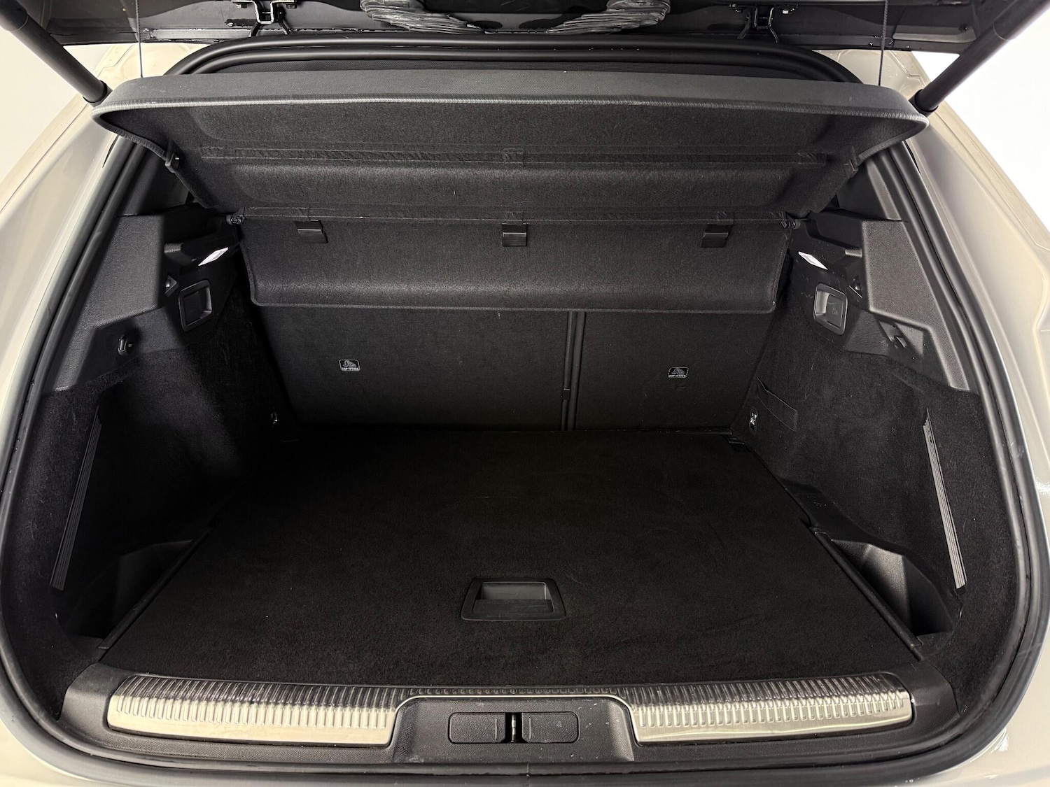 Used DS Automobiles DS 7 Crossback 2023 for sale - 77221629: Photo 6