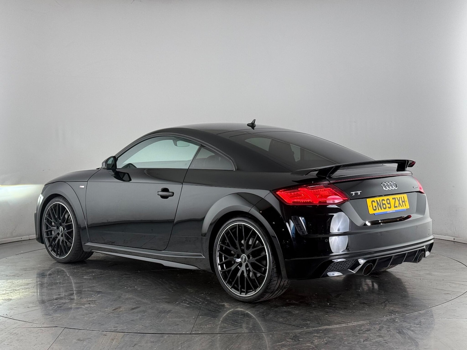 Used Audi TT 2019 for sale - 77217130: Photo 3