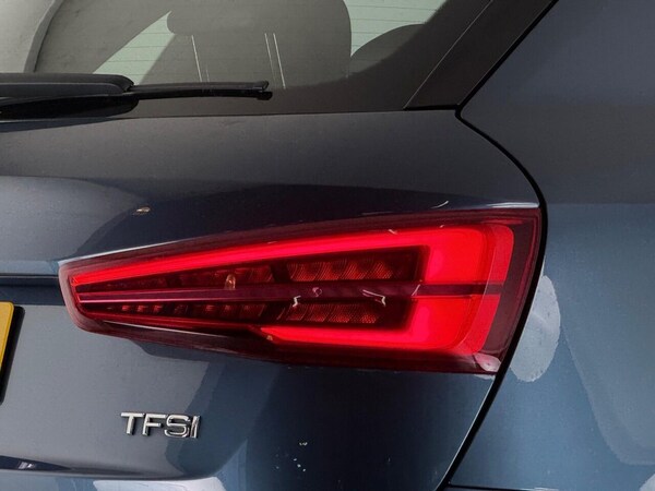 Used Audi Q3 2016 for sale - 76074125: Photo 12