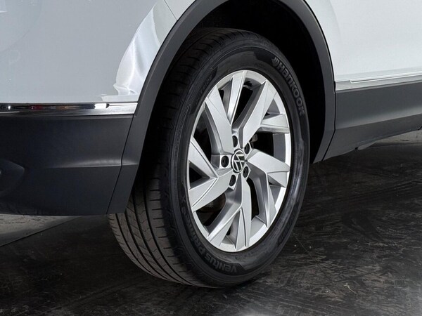 Used Volkswagen Tiguan 2022 for sale - 75142586: Photo 12