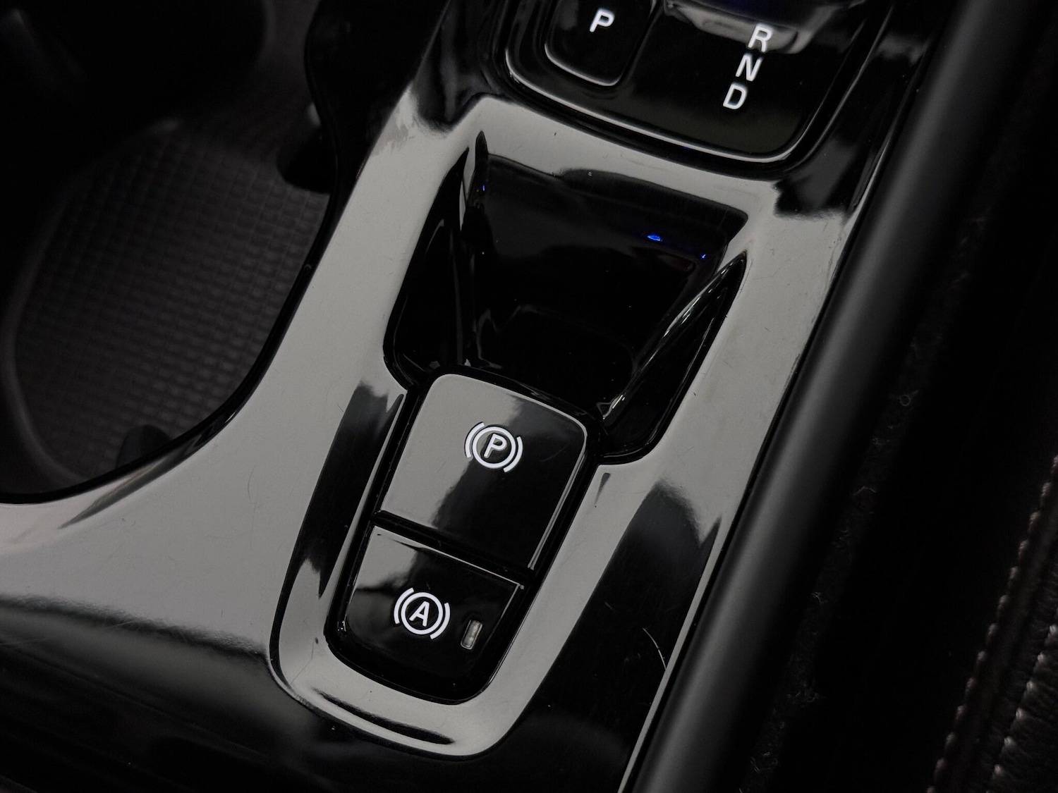 Used Volvo XC40 2020 for sale - 77260633: Photo 37