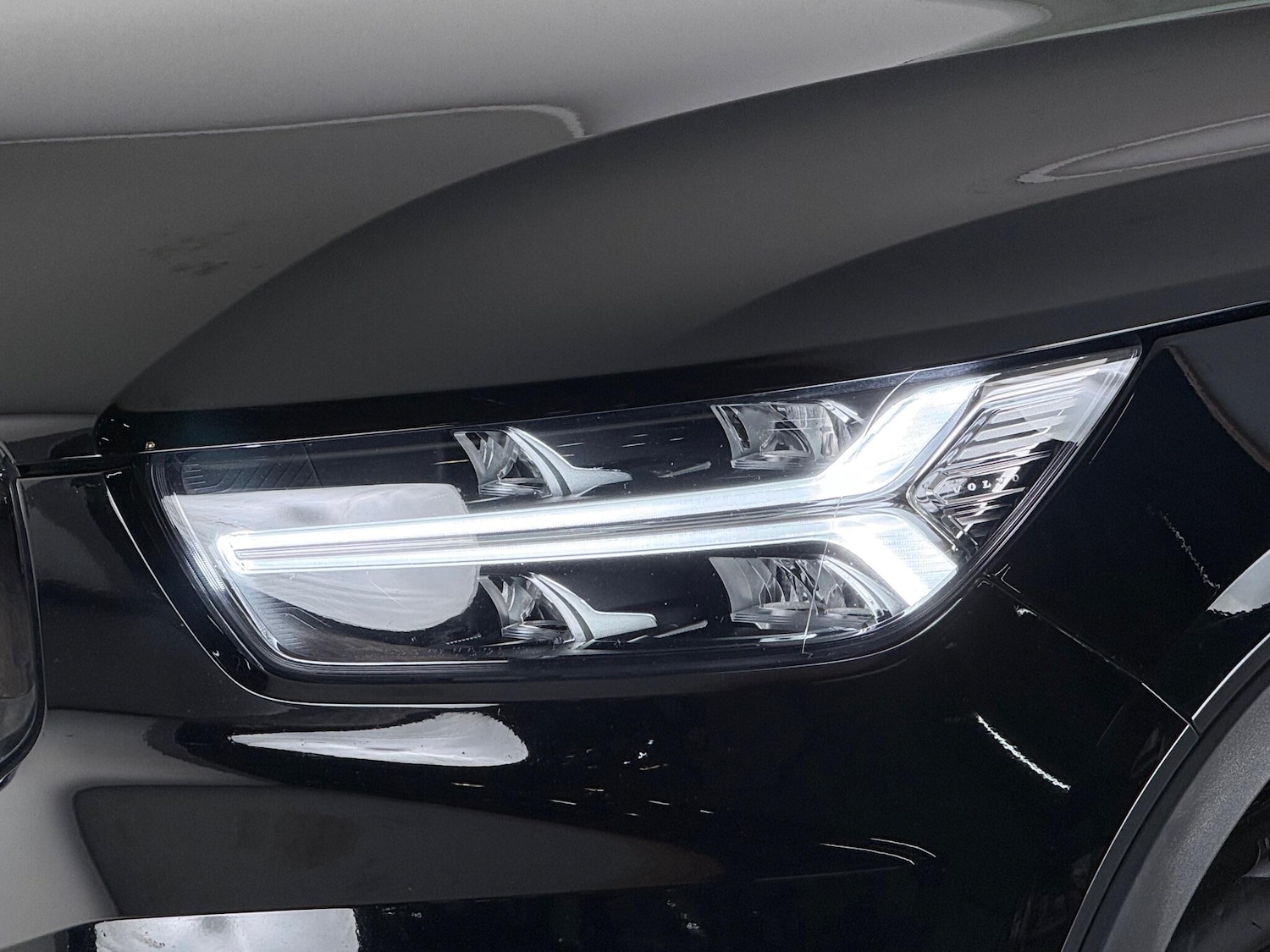 Used Volvo XC40 2020 for sale - 77260633: Photo 6