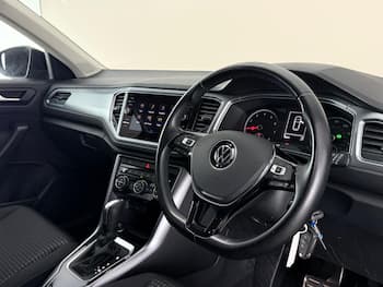 Used Volkswagen T-Roc 2022 for sale - 79677683: Photo