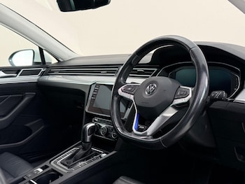 Used Volkswagen Passat 2020 for sale - 78529169: Photo