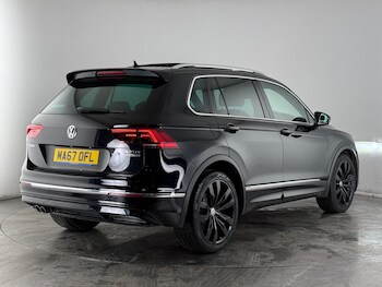 Used Volkswagen Tiguan 2017 for sale - 77221780: Photo