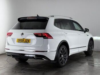 Used Volkswagen Tiguan Allspace 2019 for sale - 77497638: Photo
