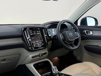 Used Volvo XC40 2021 for sale - 79577520: Photo