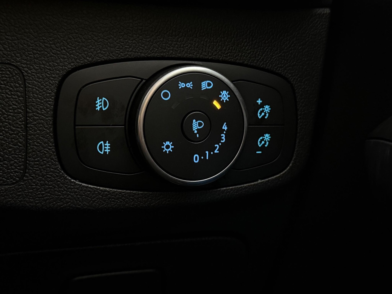 Used Ford Focus 2019 for sale - 77181005: Photo 32