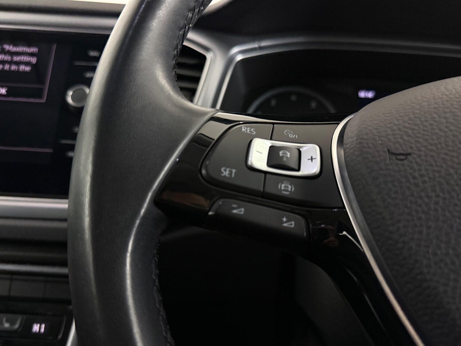 Used Volkswagen T-Roc 2021 for sale - 77246991: Photo 21