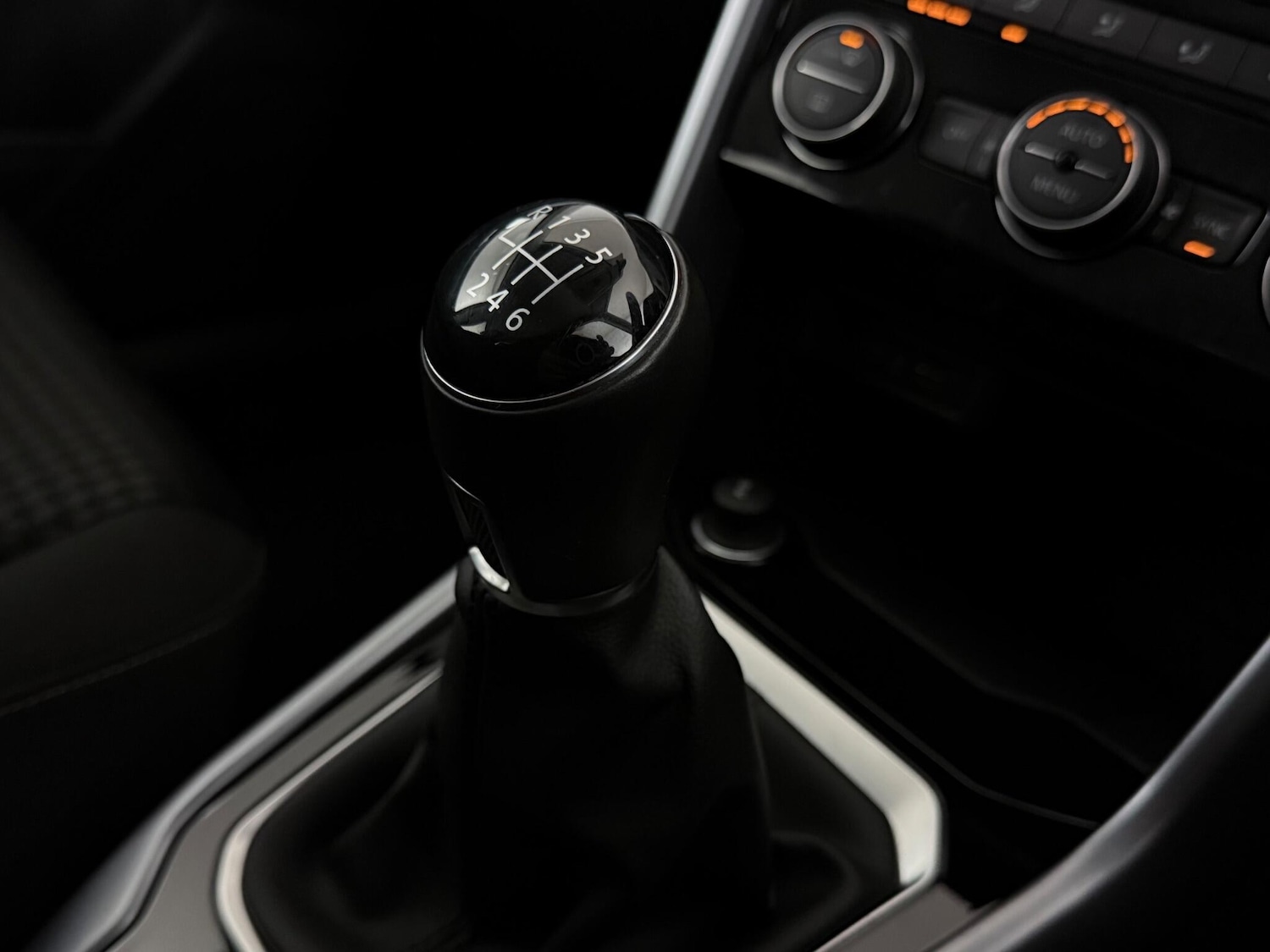 Used Volkswagen T-Roc 2021 for sale - 77246991: Photo 34