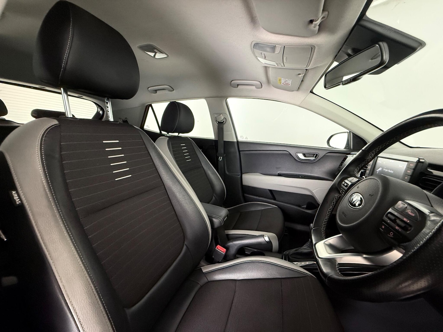 Used Kia Stonic 2019 for sale - 77461053: Photo 12