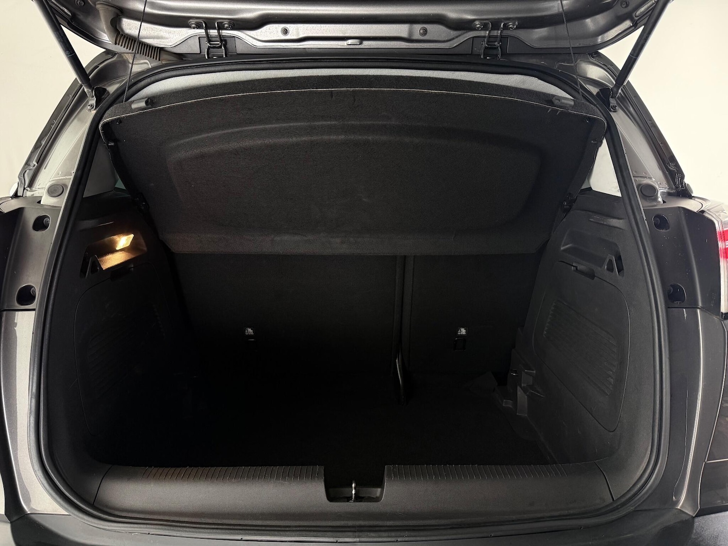 Used Vauxhall Crossland 2021 for sale - 77181242: Photo 8