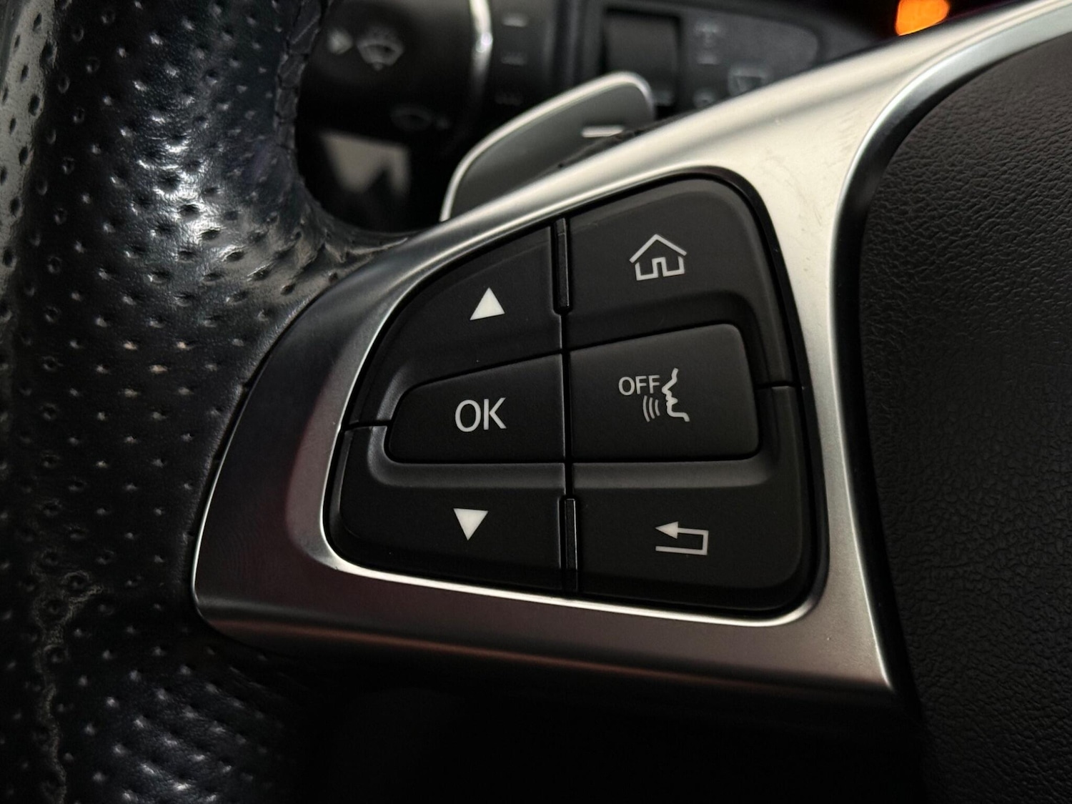 Used Mercedes-Benz C Class 2017 for sale - 77371907: Photo 19