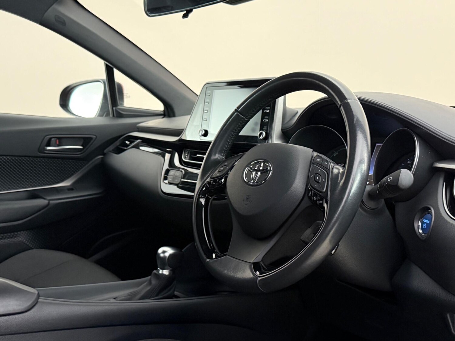 Used Toyota C-HR 2023 for sale - 78223969: Photo 11