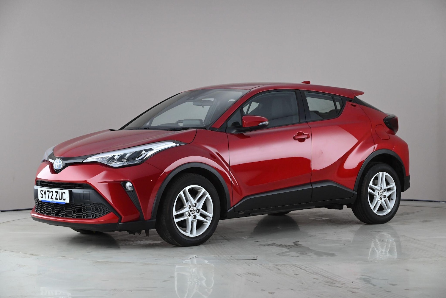Used Toyota C-HR 2023 for sale - 78223969: Photo 2