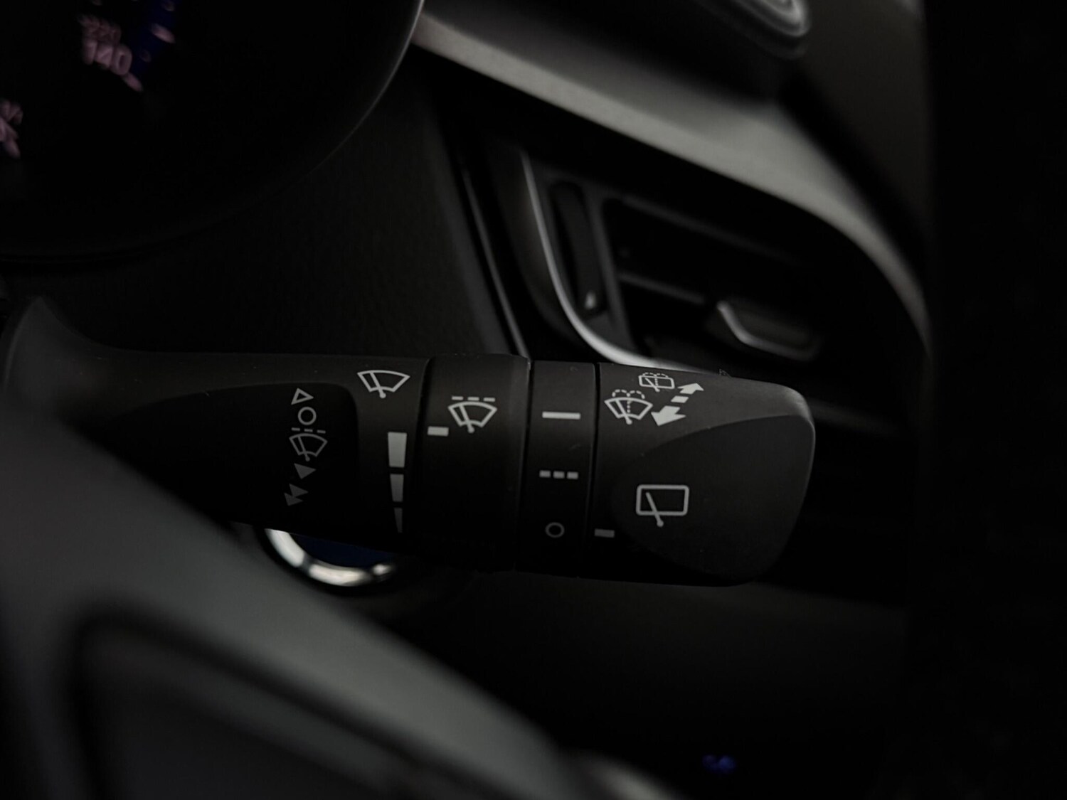 Used Toyota C-HR 2023 for sale - 78223969: Photo 23