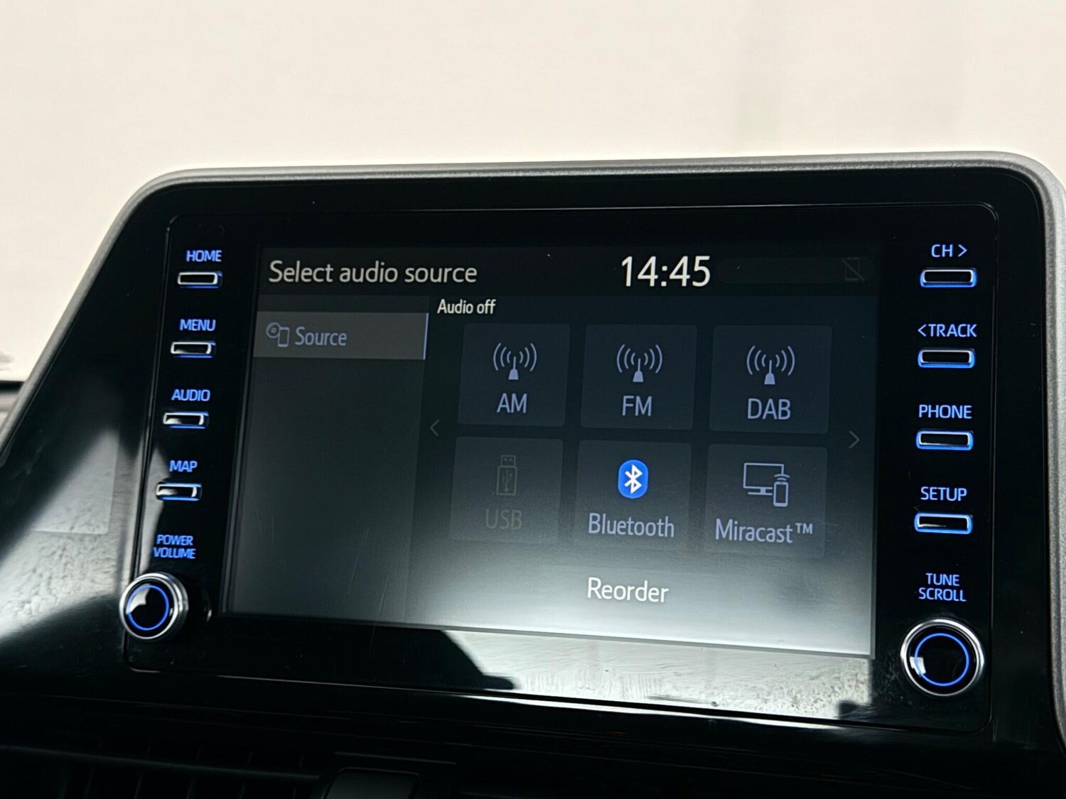 Used Toyota C-HR 2023 for sale - 78223969: Photo 25