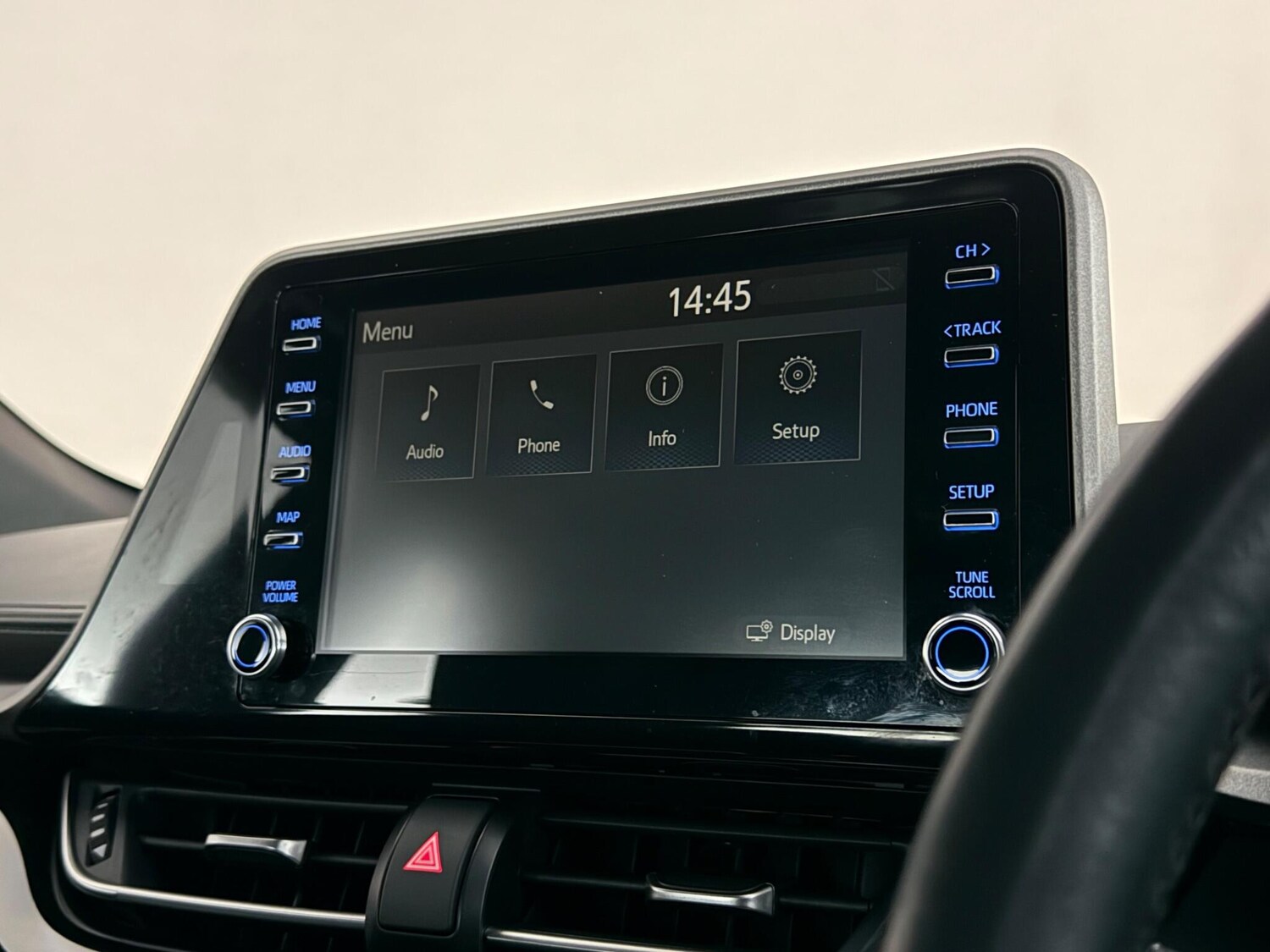 Used Toyota C-HR 2023 for sale - 78223969: Photo 26