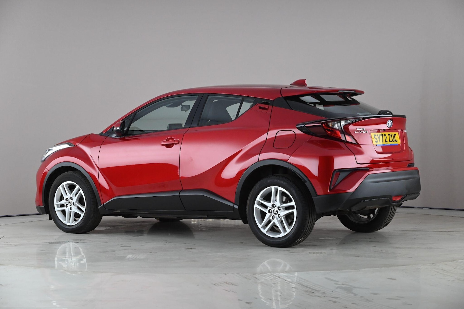 Used Toyota C-HR 2023 for sale - 78223969: Photo 4