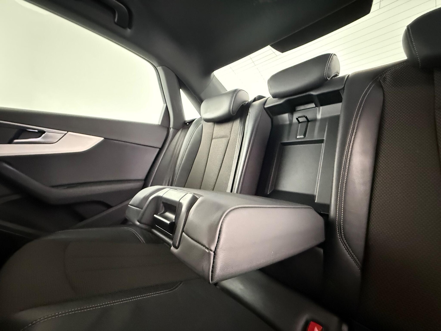 Used Audi A4 2016 for sale - 77180833: Photo 11