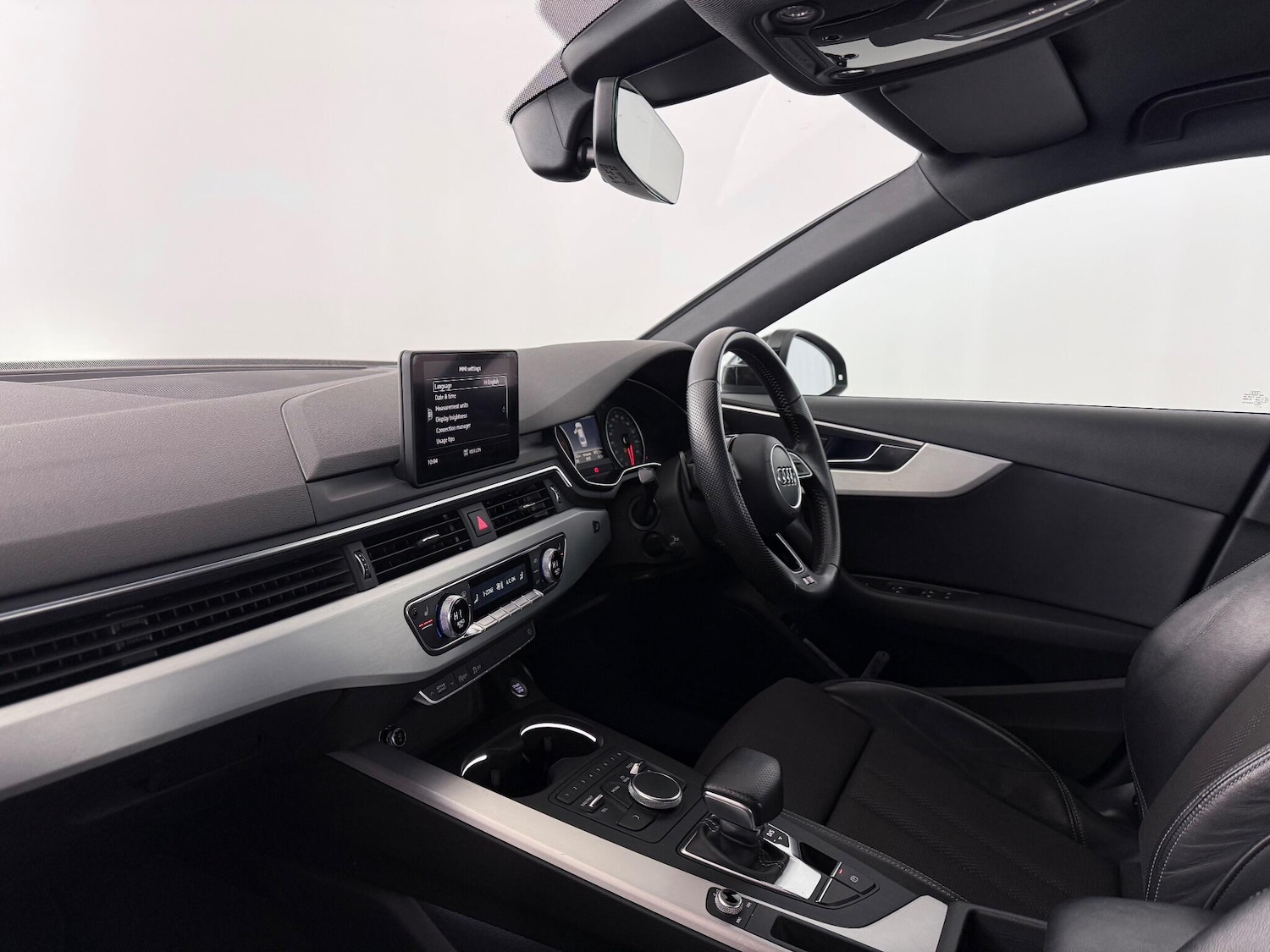 Used Audi A4 2016 for sale - 77180833: Photo 15