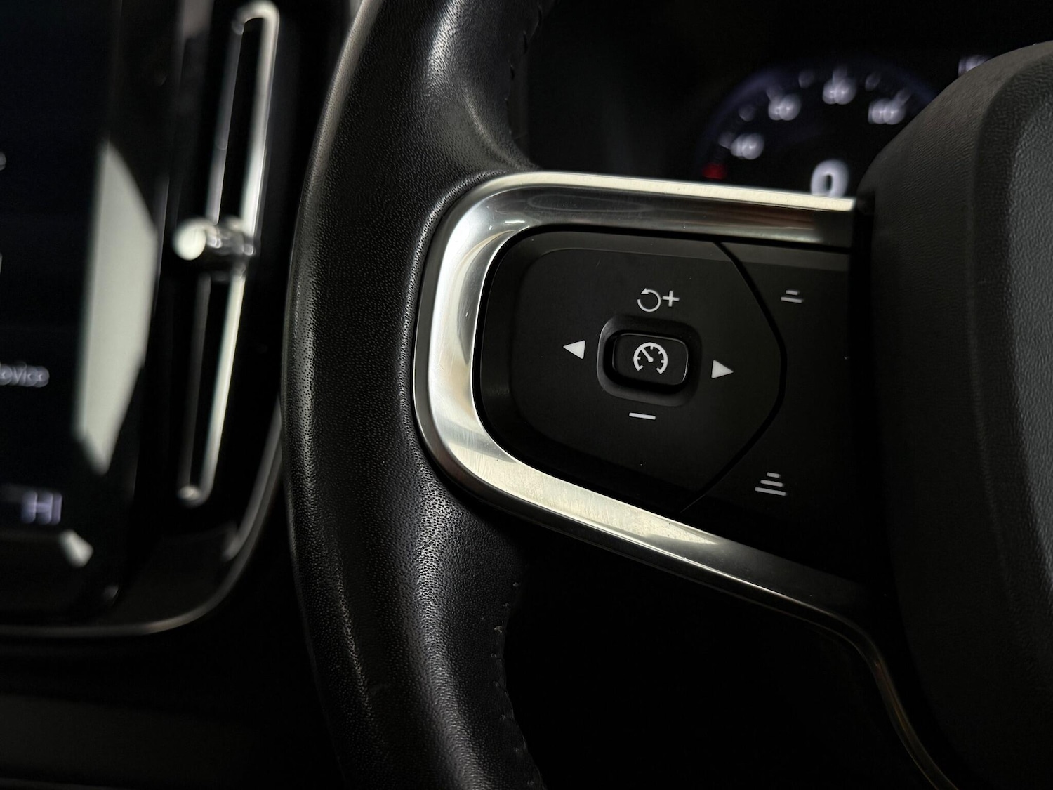 Used Volvo XC40 2020 for sale - 77260455: Photo 18