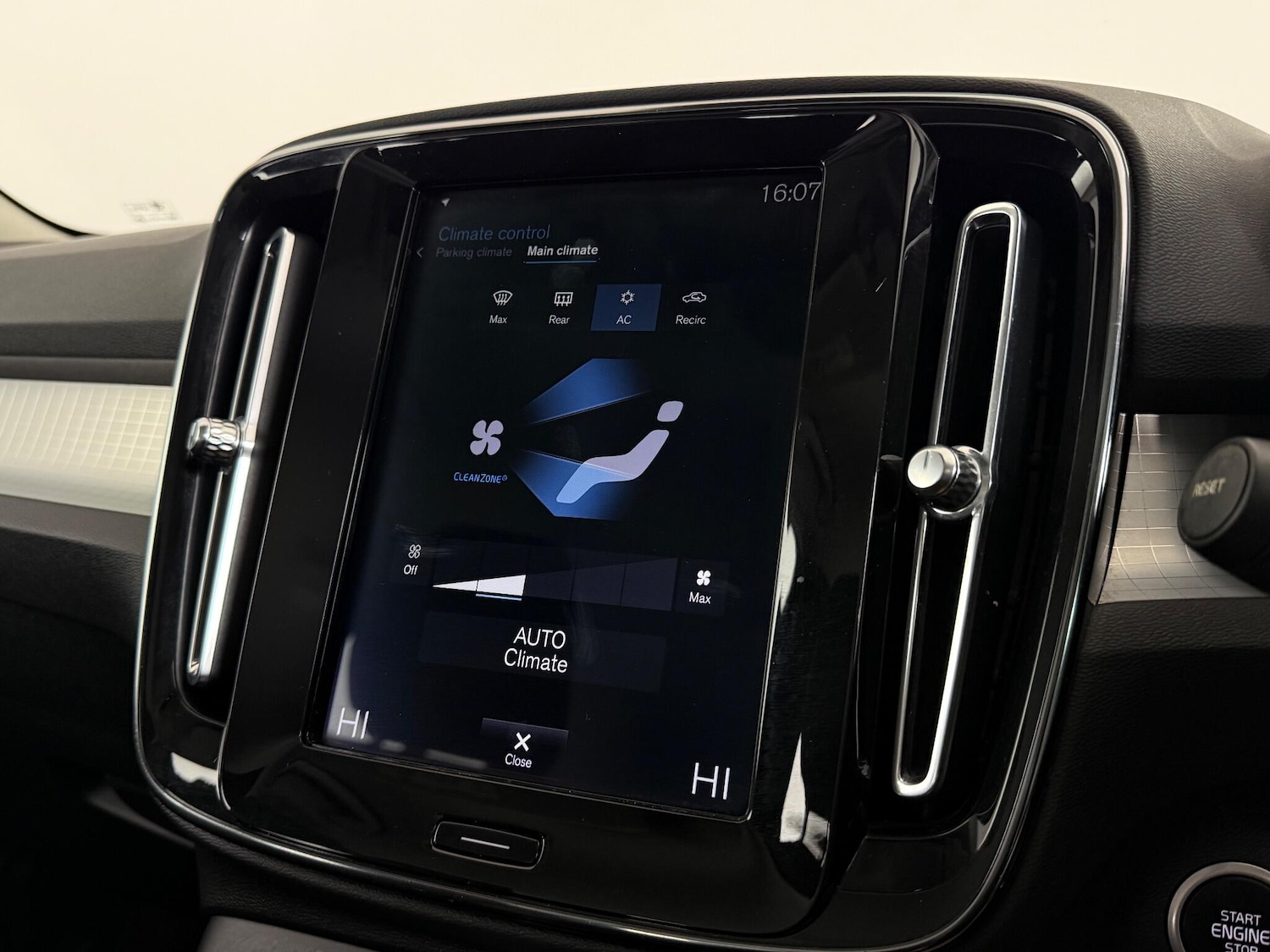 Used Volvo XC40 2020 for sale - 77260455: Photo 26