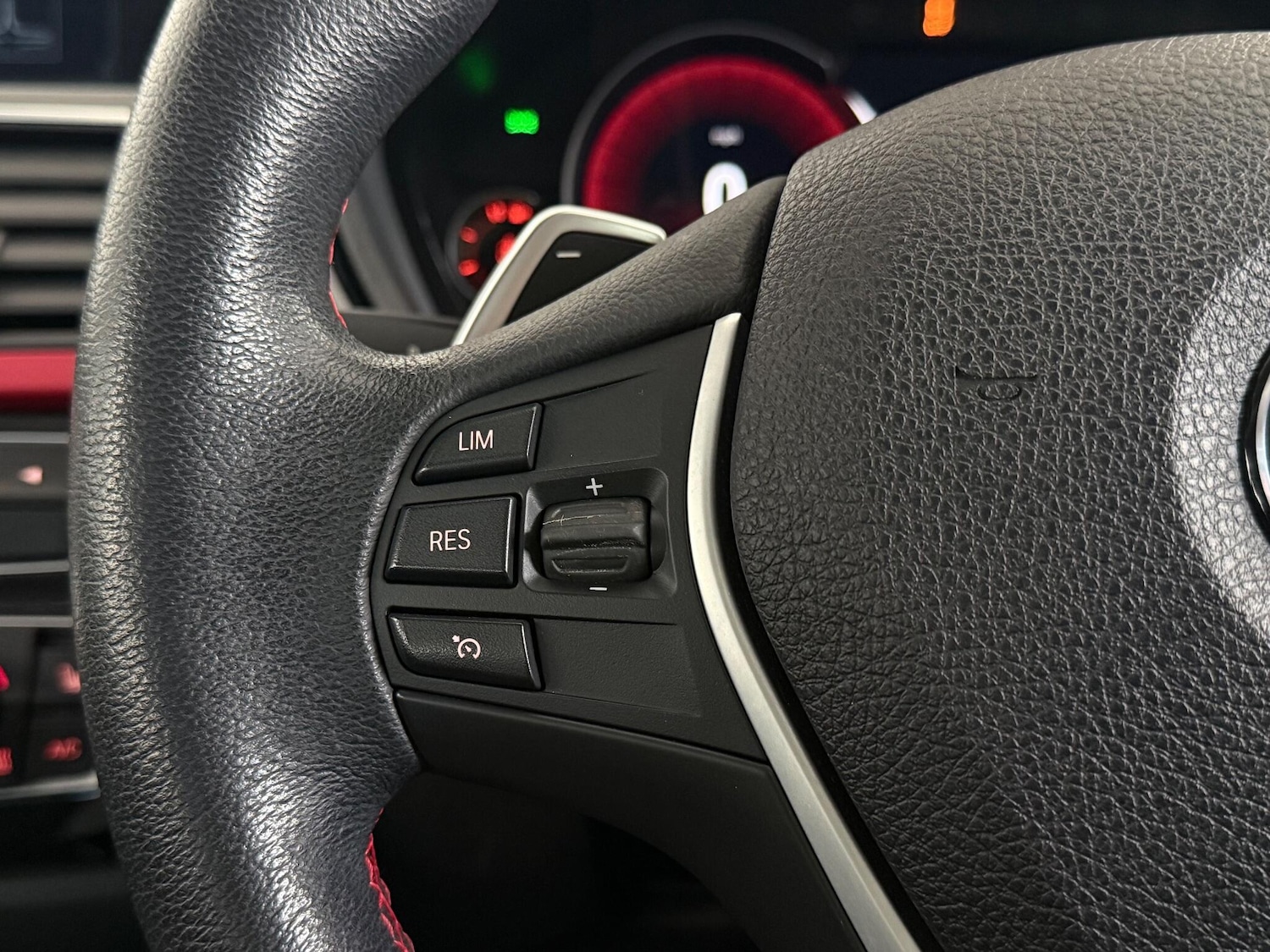 Used BMW 3 Series 2019 for sale - 77216454: Photo 20