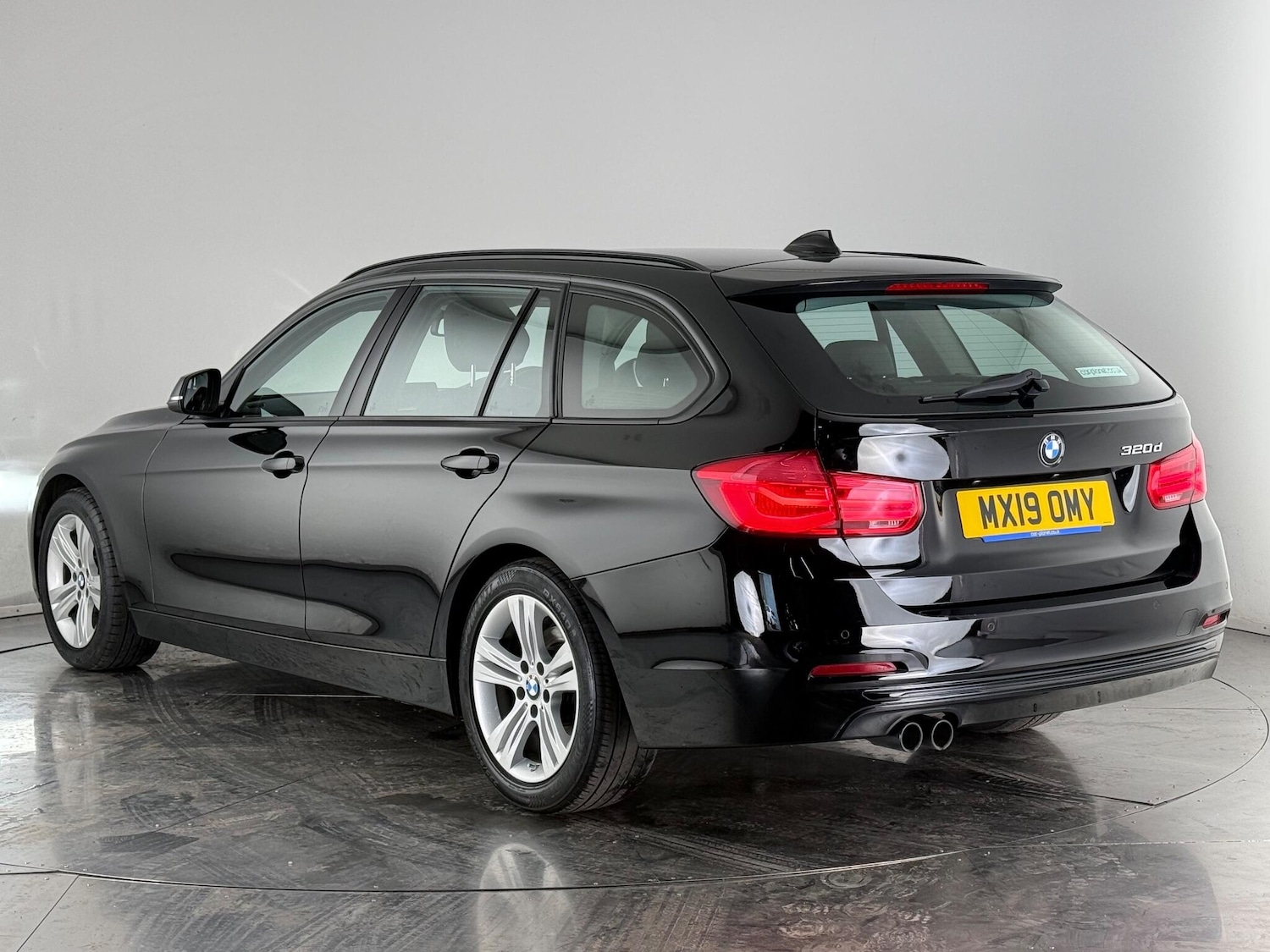 Used BMW 3 Series 2019 for sale - 77216454: Photo 3